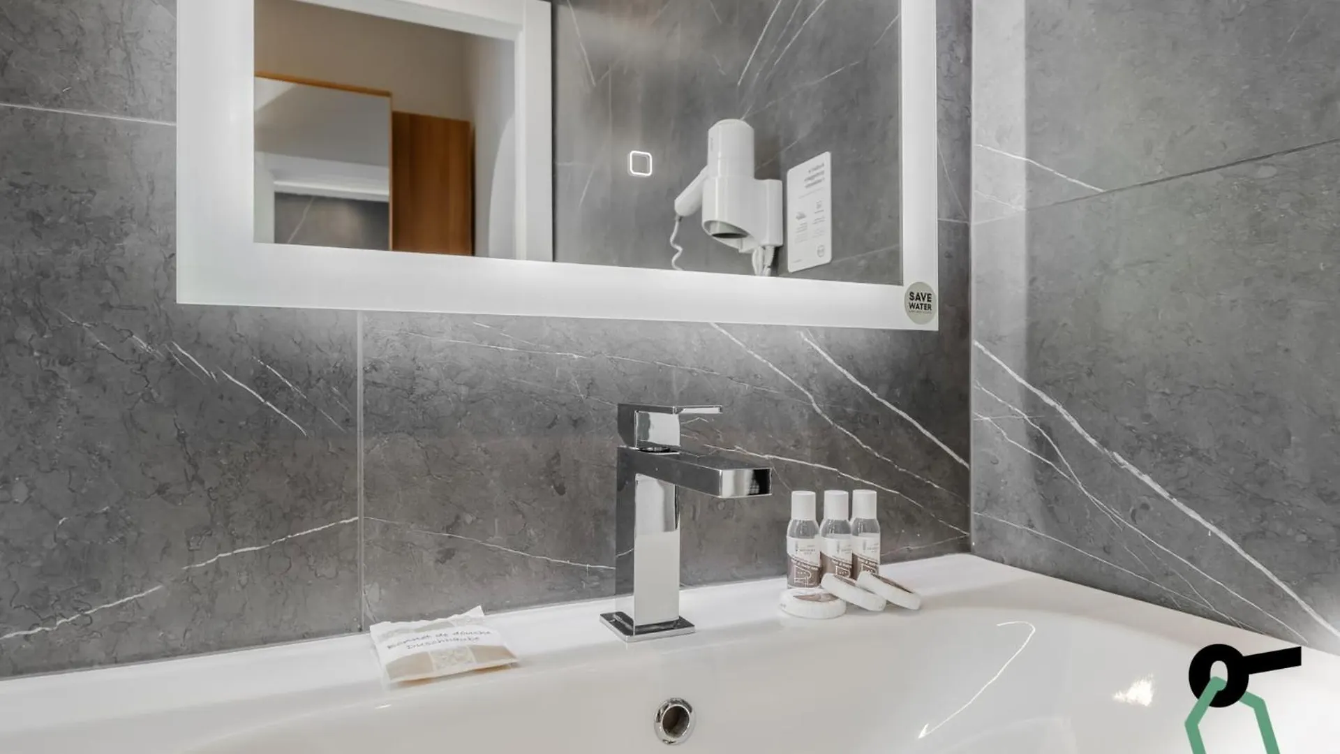 Hotel Hotiday Room Collection - Celle Ligure